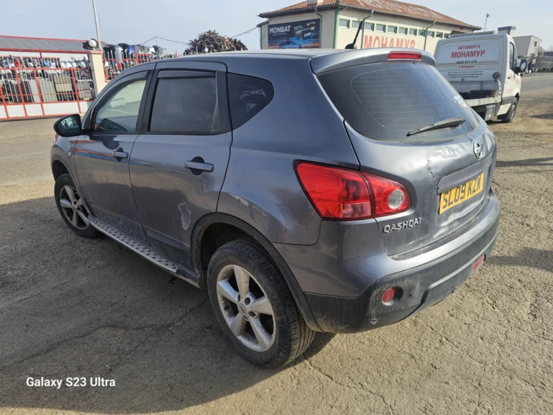 Nissan Qashqai 1.5, снимка 2 - Автомобили и джипове - 49462285