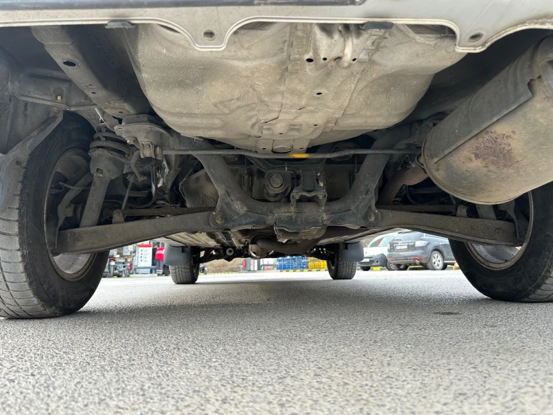 Honda Cr-v 2.0 4x4 БЕЗ РЪЖДА!, снимка 17 - Автомобили и джипове - 51970202