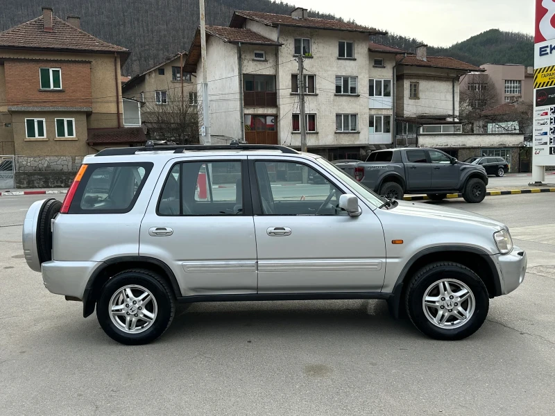 Honda Cr-v 2.0 4x4 БЕЗ РЪЖДА!, снимка 7 - Автомобили и джипове - 51970202