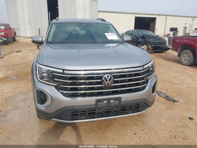 VW Atlas 2l Volkswagen 2.0T Se W/Technology, снимка 12 - Автомобили и джипове - 53477338