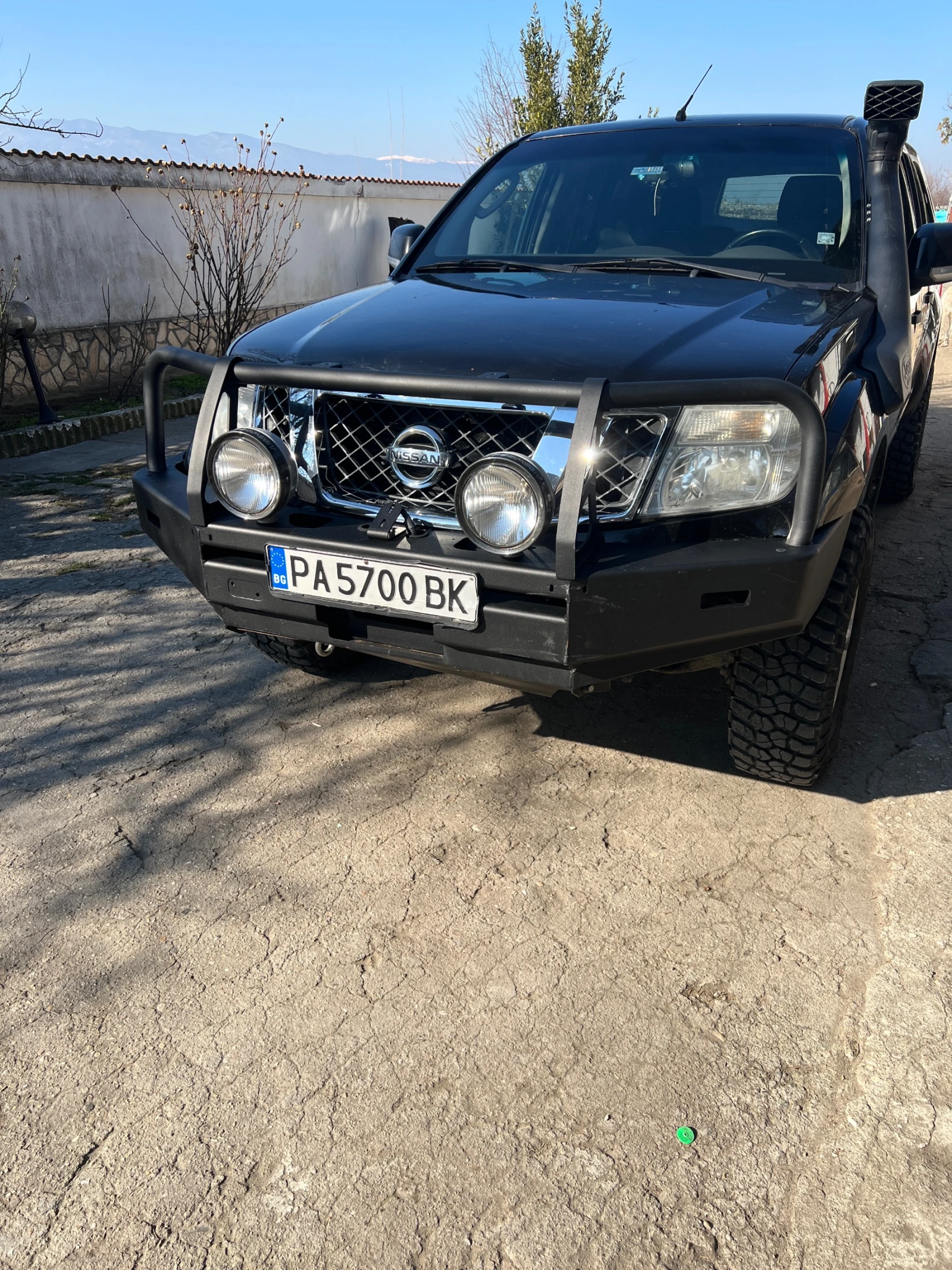 Nissan Navara 2.5 190к.с ФЕЙС - изображение 6