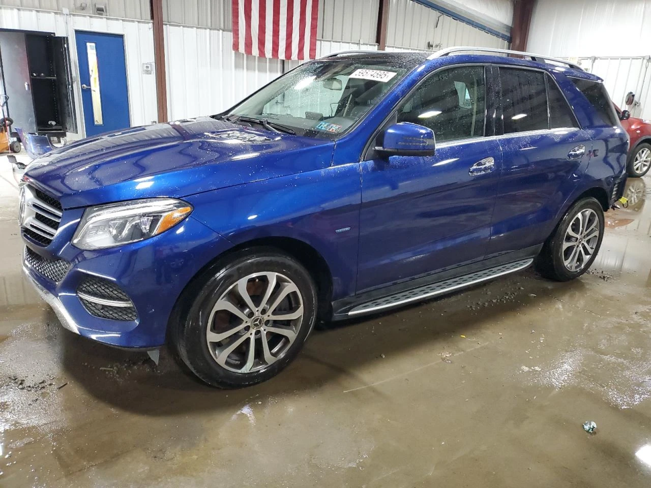 Mercedes-Benz GLE 500 550E PLUG-IN HYBRID AMG* DESIGNO* ШИТО ТАБЛО* 2 КЛ - изображение 2