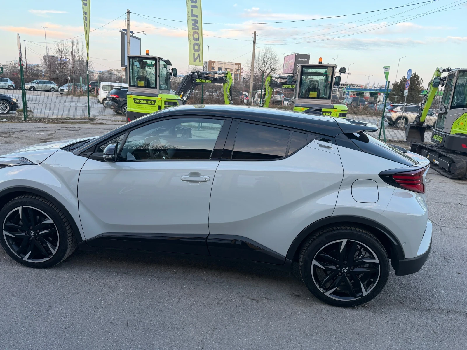 Toyota C-HR GR- SPORT - изображение 9