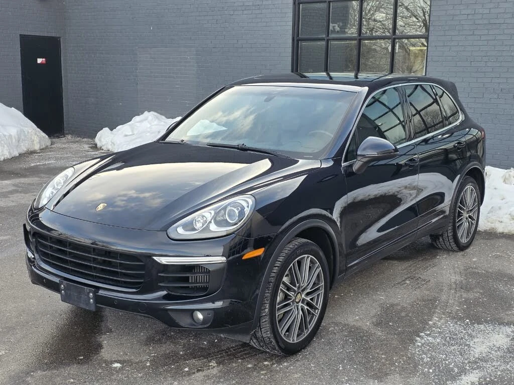 Porsche Cayenne S* AWD* ОБДУХВАНЕ* BOSE* КАМЕРИ* ПАНО* , снимка 2 - Автомобили и джипове - 54416913