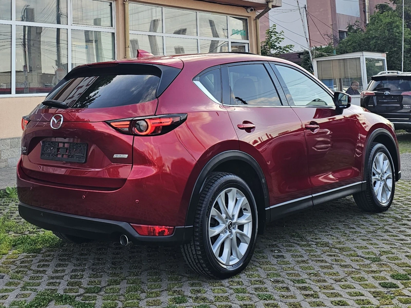 Mazda CX-5 2.2 AWD Sports Line Facelift HUD CarPlay BOSE, снимка 5 - Автомобили и джипове - 54769892