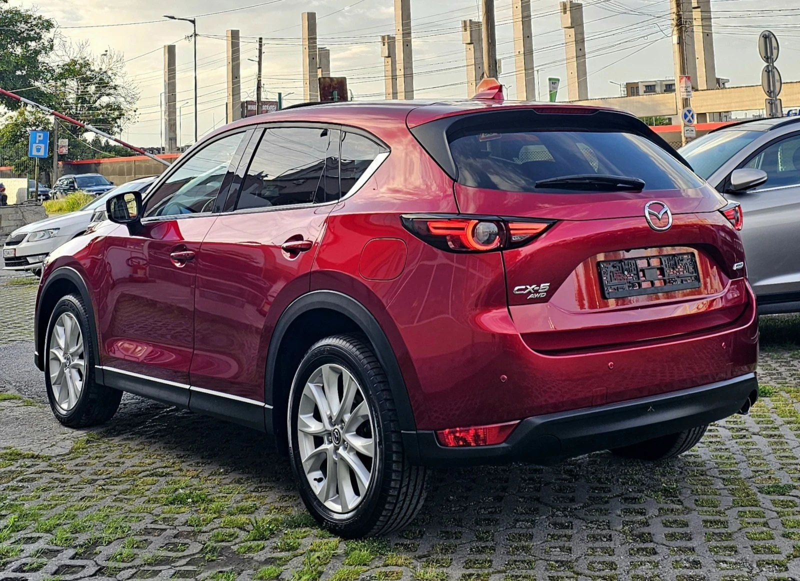 Mazda CX-5 2.2 AWD Sports Line Facelift HUD CarPlay BOSE, снимка 3 - Автомобили и джипове - 54769892