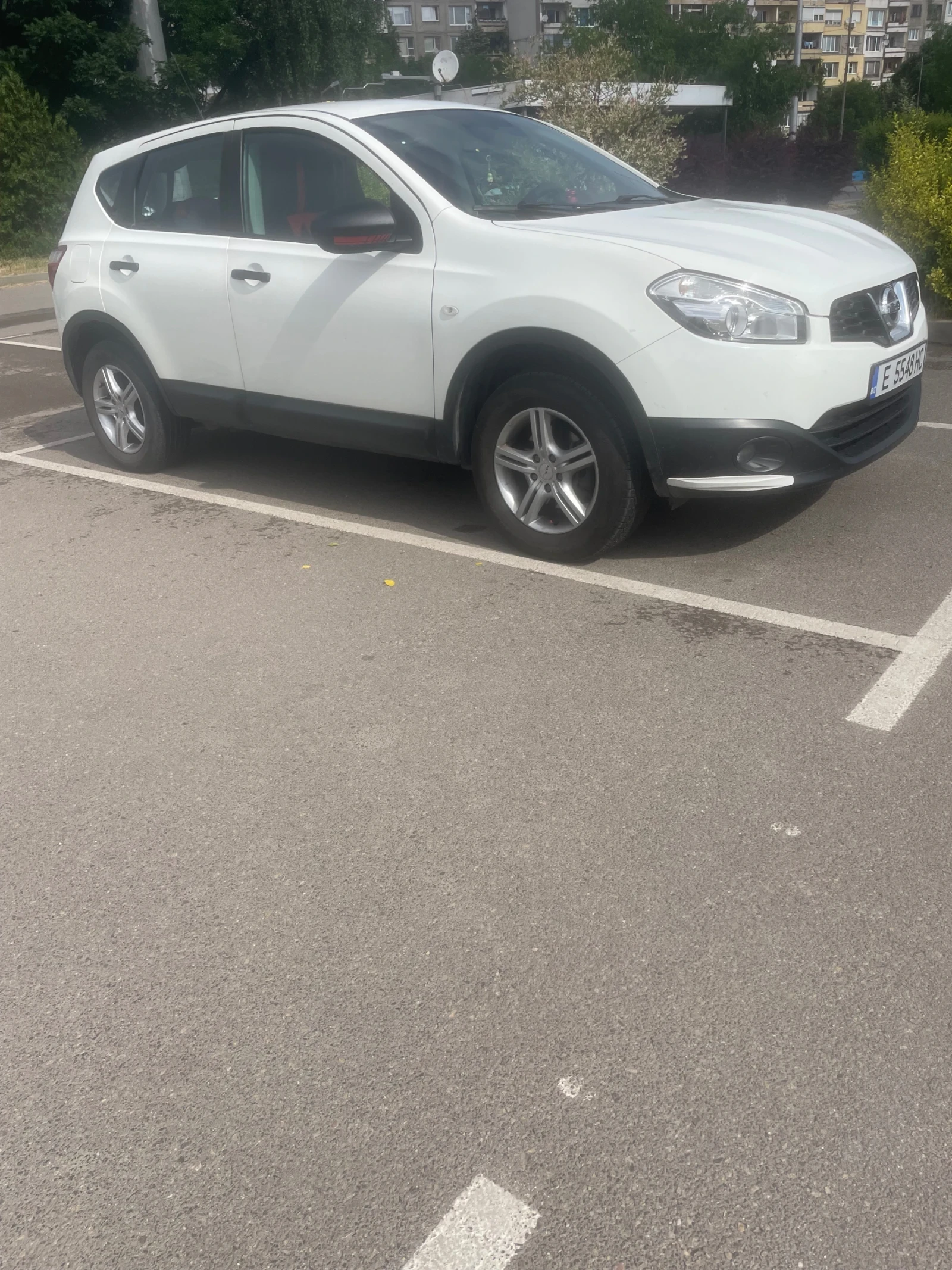 Nissan Qashqai 1.5 dci , снимка 2 - Автомобили и джипове - 54774553