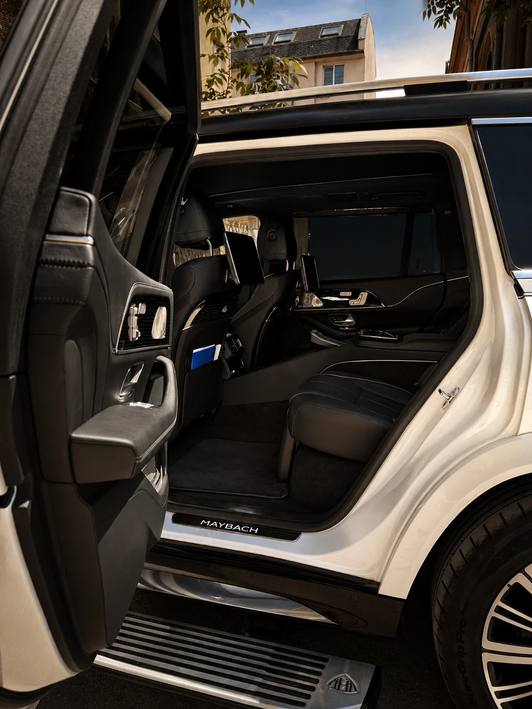 Mercedes-Benz GLS 600 Maybach Full, снимка 3 - Автомобили и джипове - 54821742