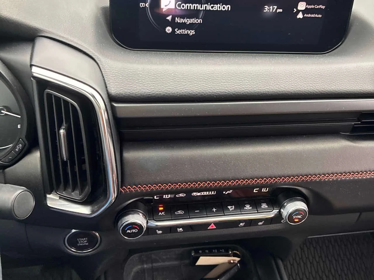 Mazda CX-50 HUD| 360| ПОДГРЕВИ| ПАНОРАМА| 2 КЛЮЧА , снимка 9 - Автомобили и джипове - 55396004