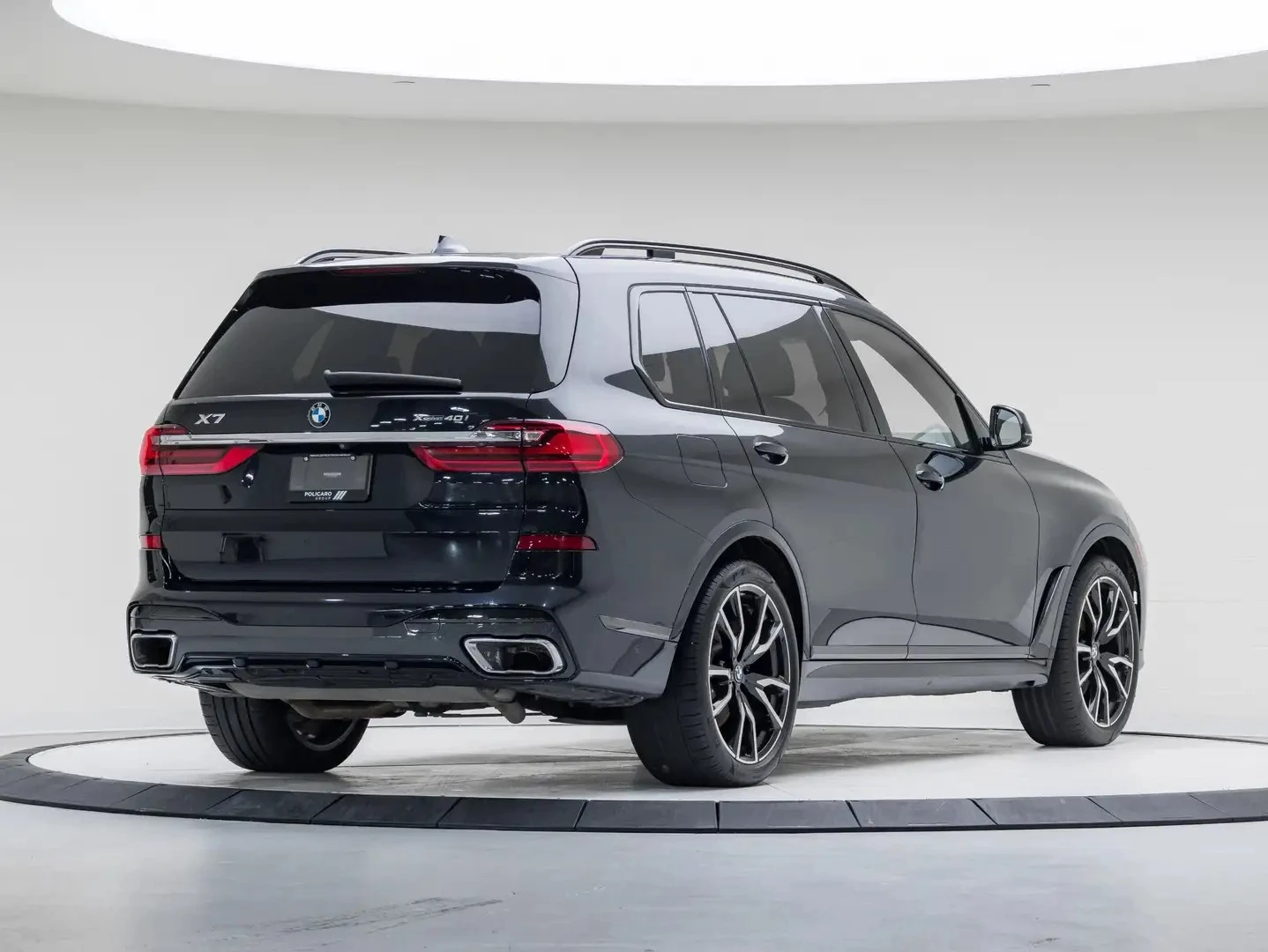 BMW X7 xDrive40i* LASER* M-SPORT* 360* HARMAN KARDON* PAN, снимка 4 - Автомобили и джипове - 55624348