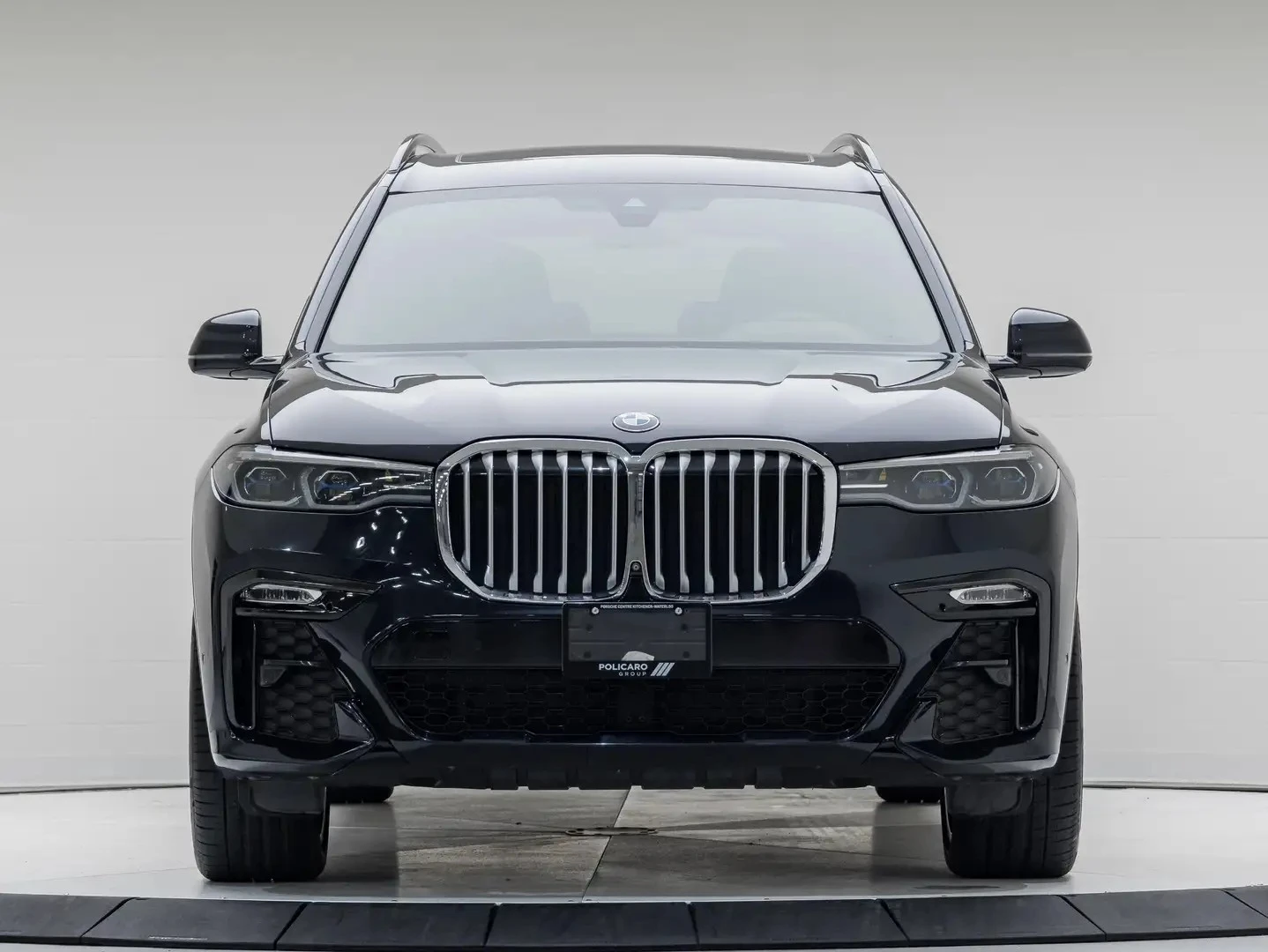 BMW X7 xDrive40i* LASER* M-SPORT* 360* HARMAN KARDON* PAN, снимка 8 - Автомобили и джипове - 55624348