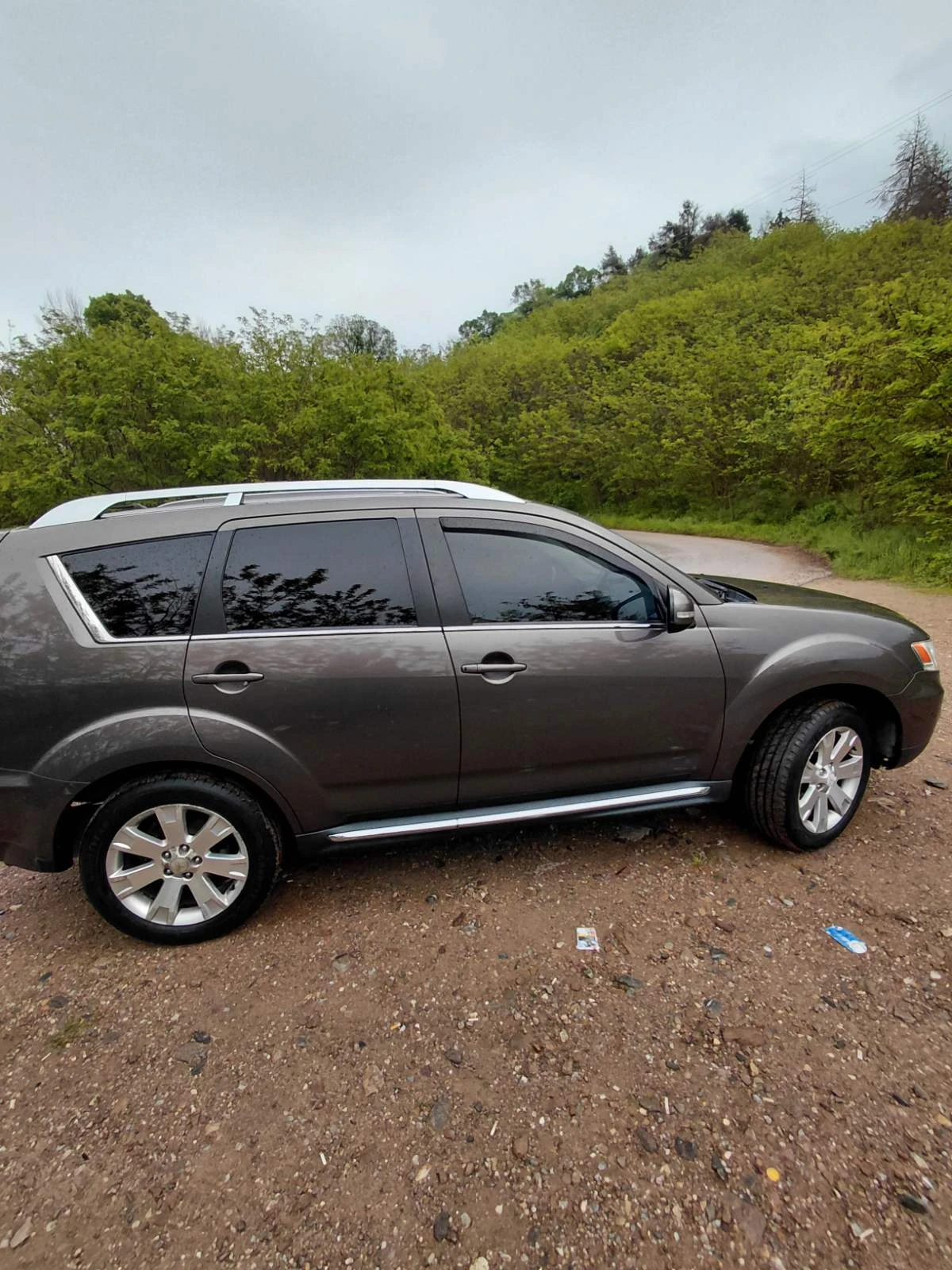 Mitsubishi Outlander, снимка 3 - Автомобили и джипове - 55951277