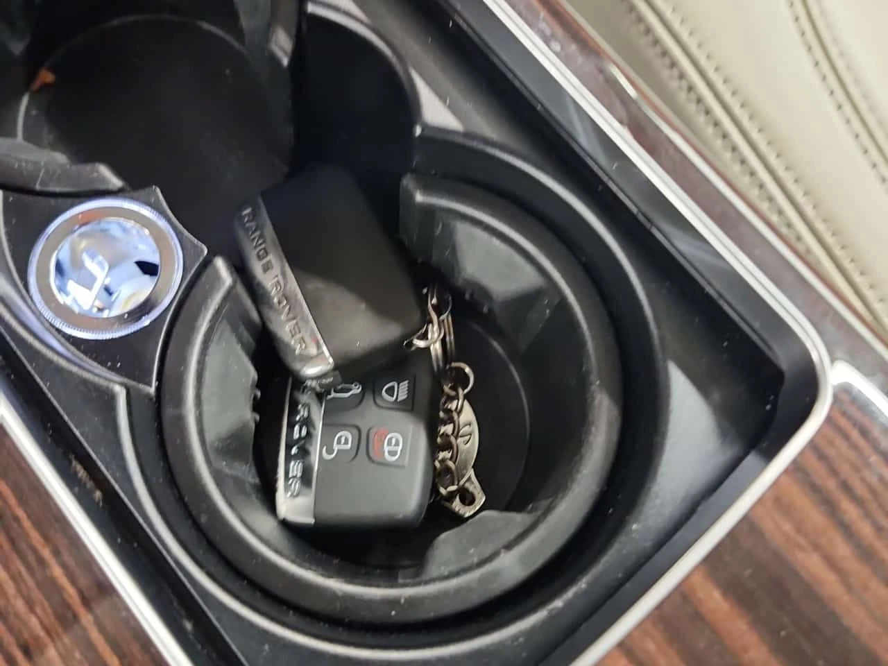 Land Rover Range rover * TD6 HSE * CARFAX * MERIDIAN * 2 ����� *   | Mobile.bg � ����������� 8