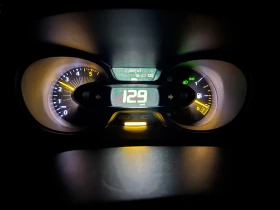 Renault Trafic Климатик Мултимедия, снимка 9