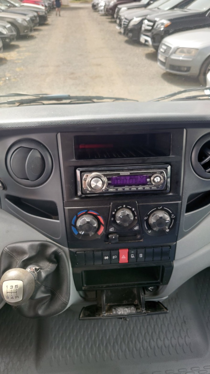 Iveco Daily 35S, снимка 9 - Бусове и автобуси - 46275762