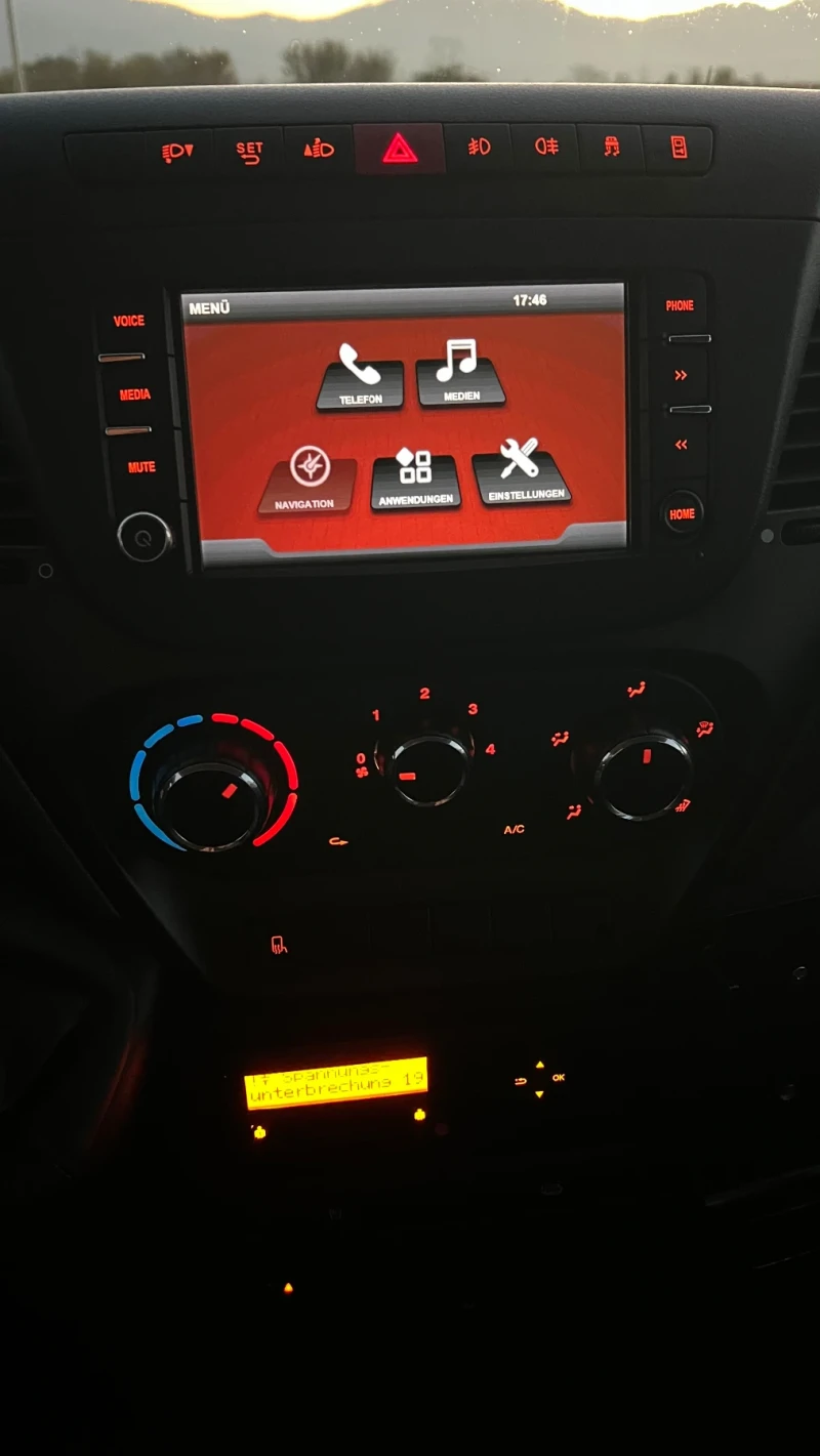 Iveco 35c15 7места климатик РЕАЛНИ КИЛОМЕТРИ, снимка 13 - Бусове и автобуси - 52171364