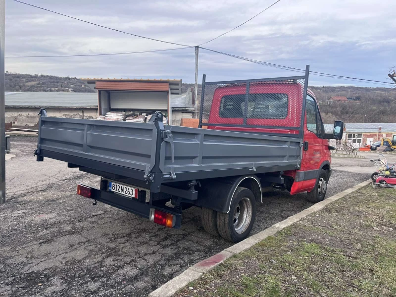 Iveco Daily 35C17 - 3.0D - Б категория, снимка 4 - Бусове и автобуси - 53539741