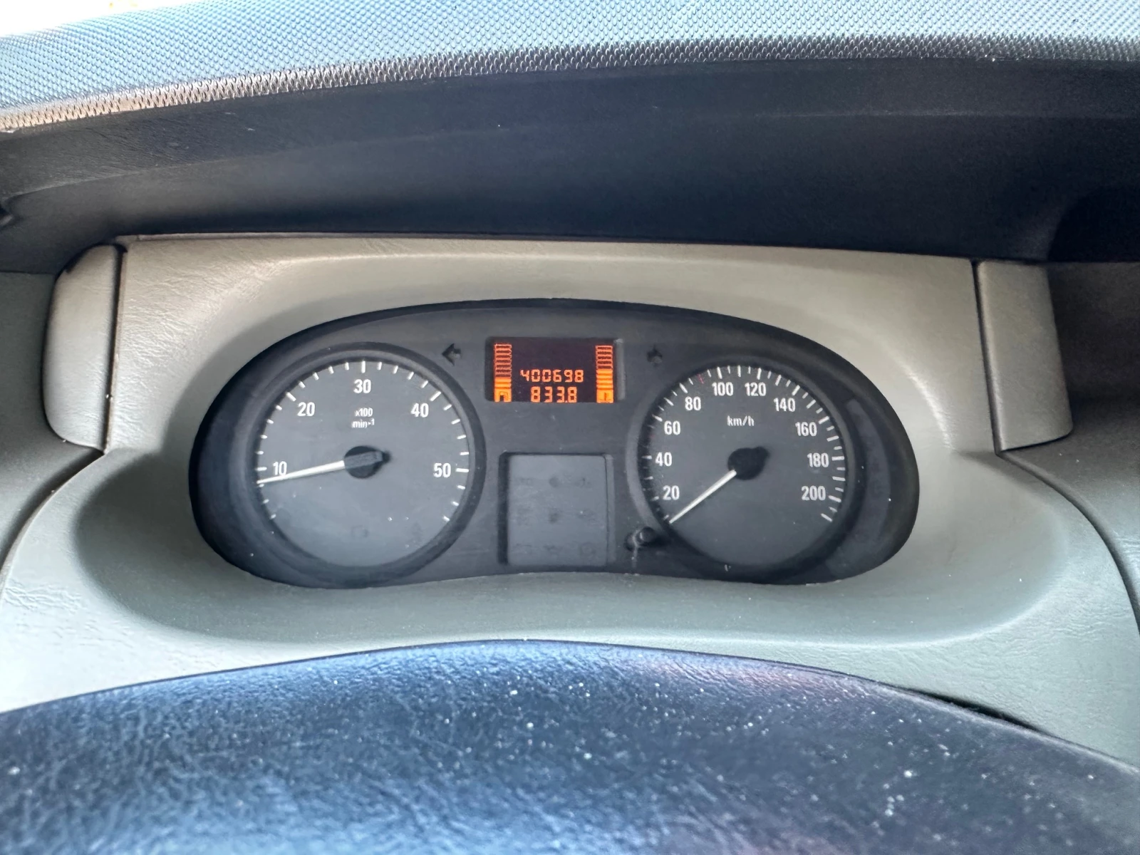 Opel Vivaro  - изображение 9