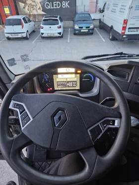 Renault T Intardar | Mobile.bg    2