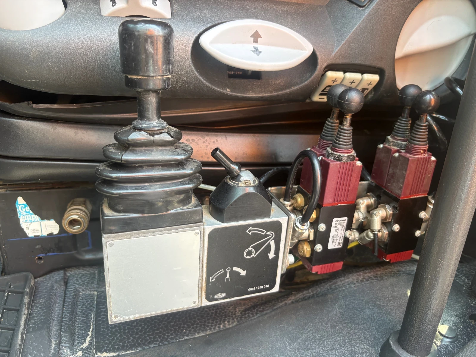 Mercedes-Benz Actros, снимка 8 - Камиони - 55791690