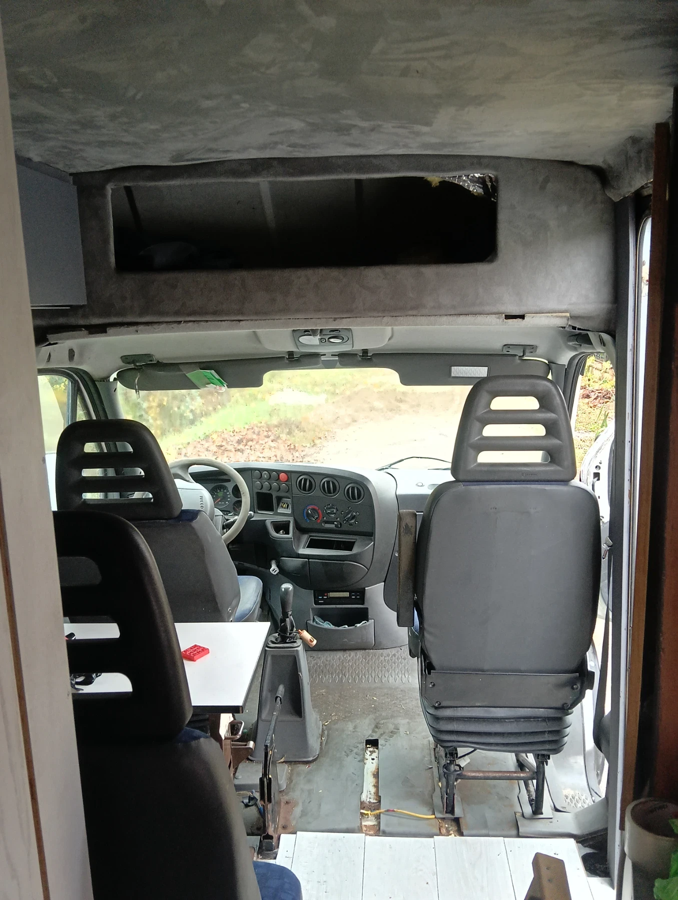 Кемпер Други Iveco, снимка 9 - Каравани и кемпери - 54990844