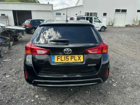 Toyota Auris 1. 4 D-4D, 90  НА ЧАСТИ, снимка 3