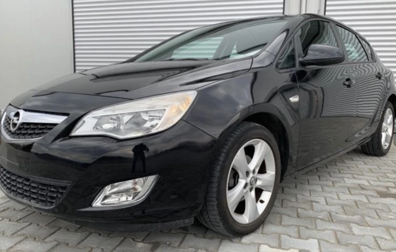 Opel Astra 1, 4i клима, мулти, ел.пакет, борд, евро5, снимка 1 - Автомобили и джипове - 38849493