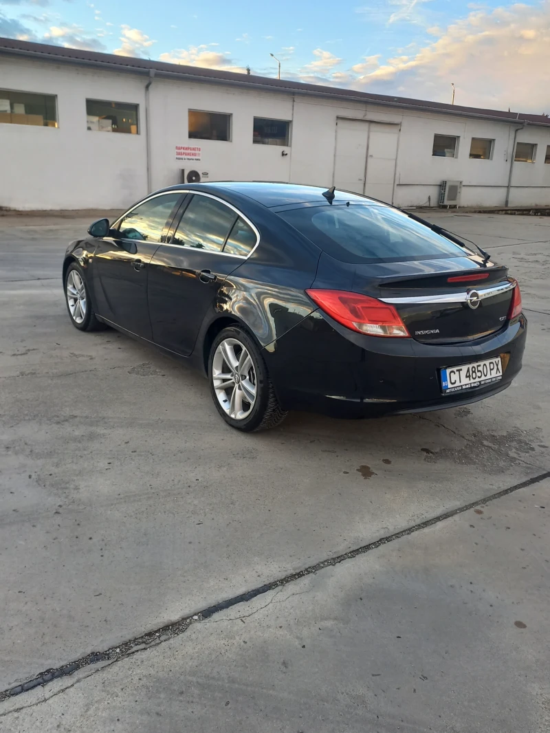 Opel Insignia, снимка 4 - Автомобили и джипове - 47457688