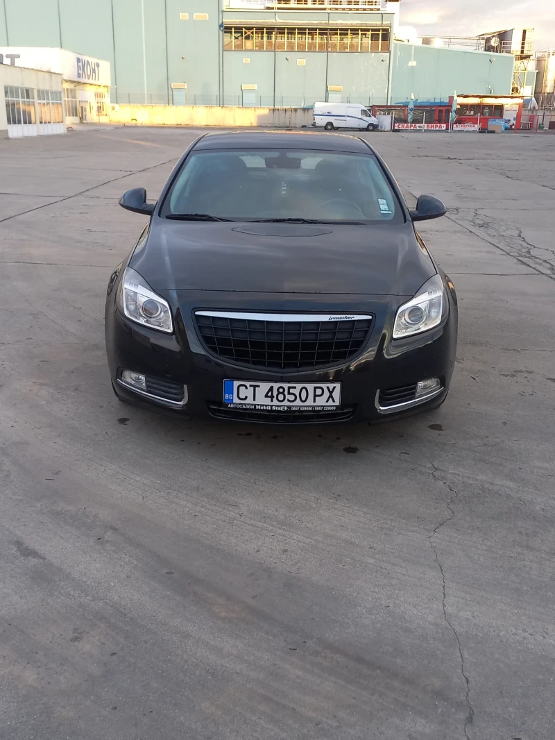 Opel Insignia, снимка 1 - Автомобили и джипове - 47457688