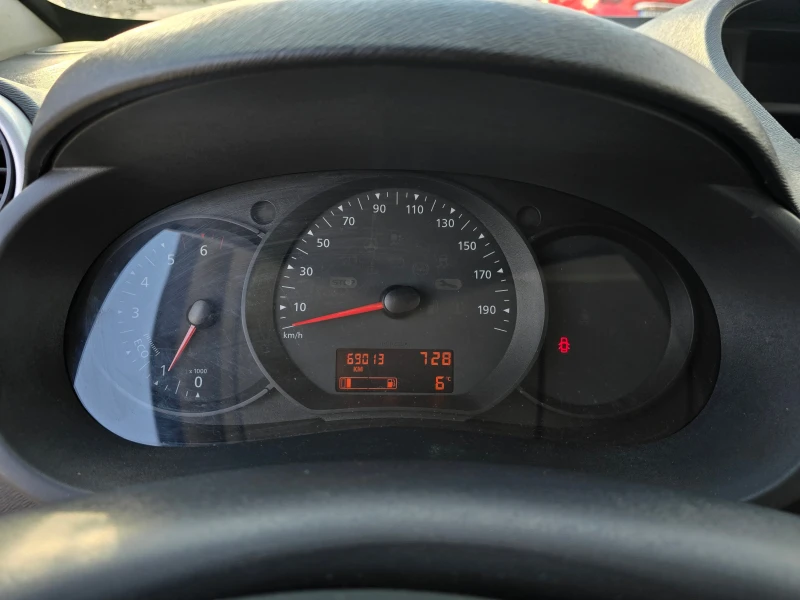 Renault Kangoo 1.5 dCi, снимка 10 - Автомобили и джипове - 48968022