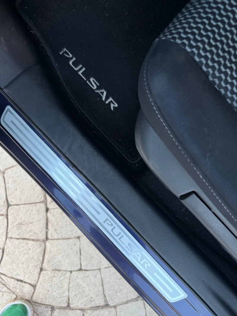 Nissan Pulsar N-Connecta, снимка 13 - Автомобили и джипове - 51833953