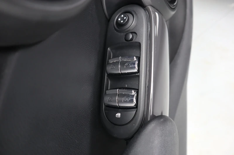 Mini Cooper, снимка 16 - Автомобили и джипове - 53173764