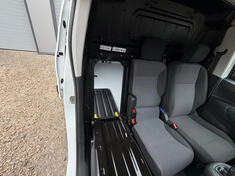 Opel Combo 1.6DIESEL* MAXI* 13.08.2019* EVRO6, снимка 11 - Автомобили и джипове - 53469425