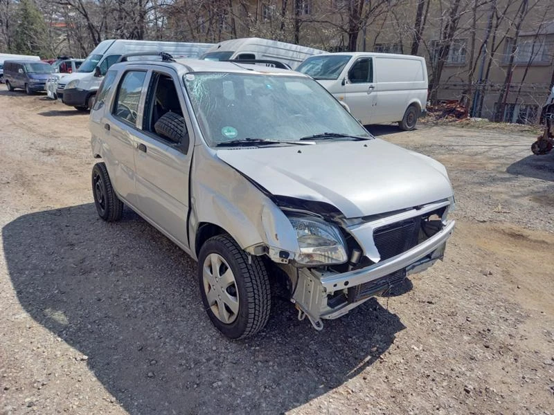 Subaru Justy 4х4, снимка 12 - Автомобили и джипове - 32358276