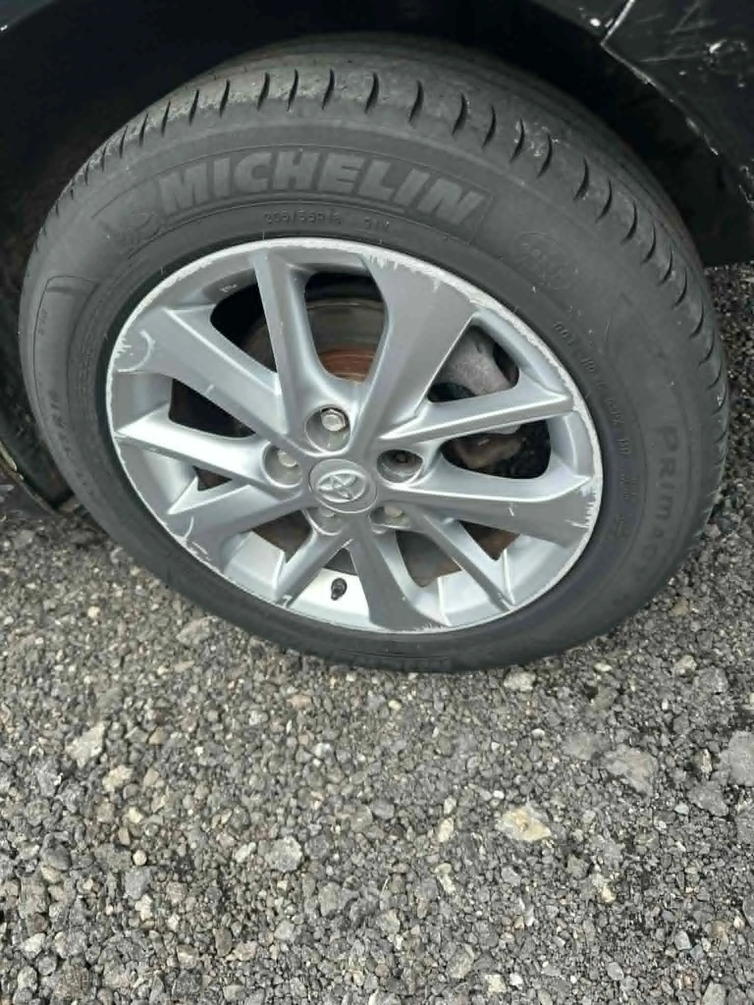 Toyota Auris 1. 4 D-4D, 90  НА ЧАСТИ, снимка 10 - Автомобили и джипове - 52982457