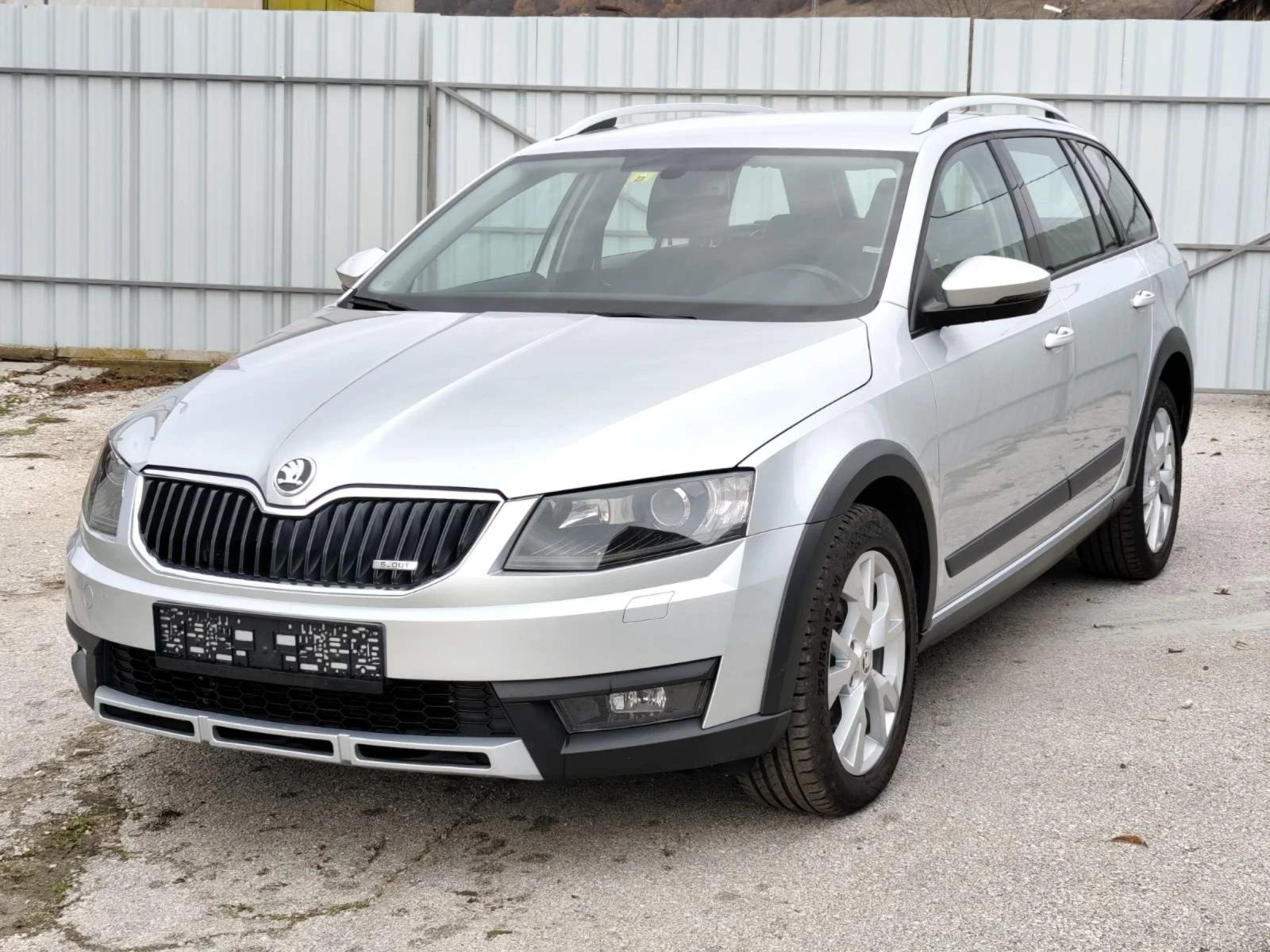 Skoda Octavia Scout 4x4 DSG  | Mobile.bg � ����������� 1