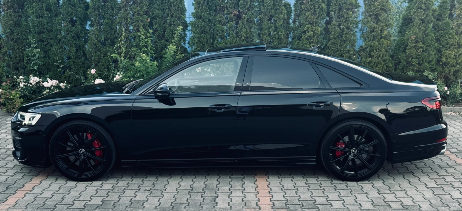 Audi S8 Exclusive/3xTV/B&O 3D/ГАРАНЦИЯ - изображение 4