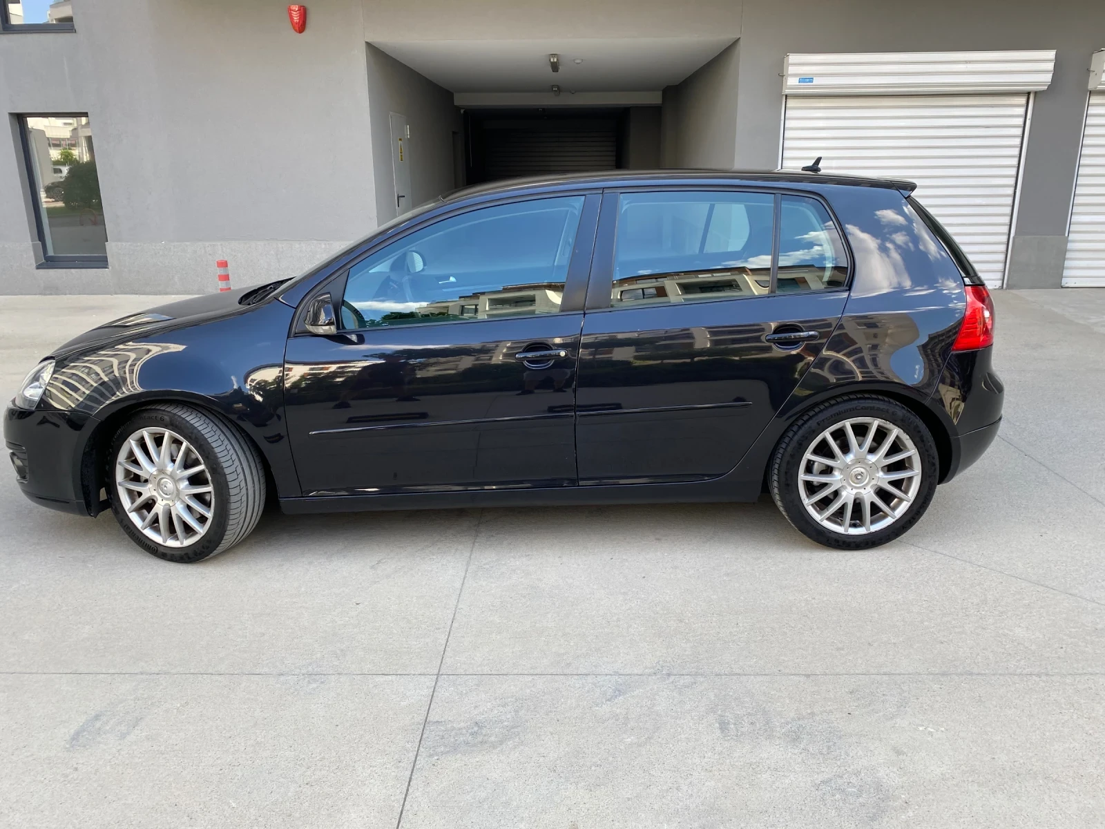 VW Golf GT 2.0TDI 170ph* НАВИ* КСЕНОН* ПОДГРЕВ* ПАРКТРОНИК - изображение 4