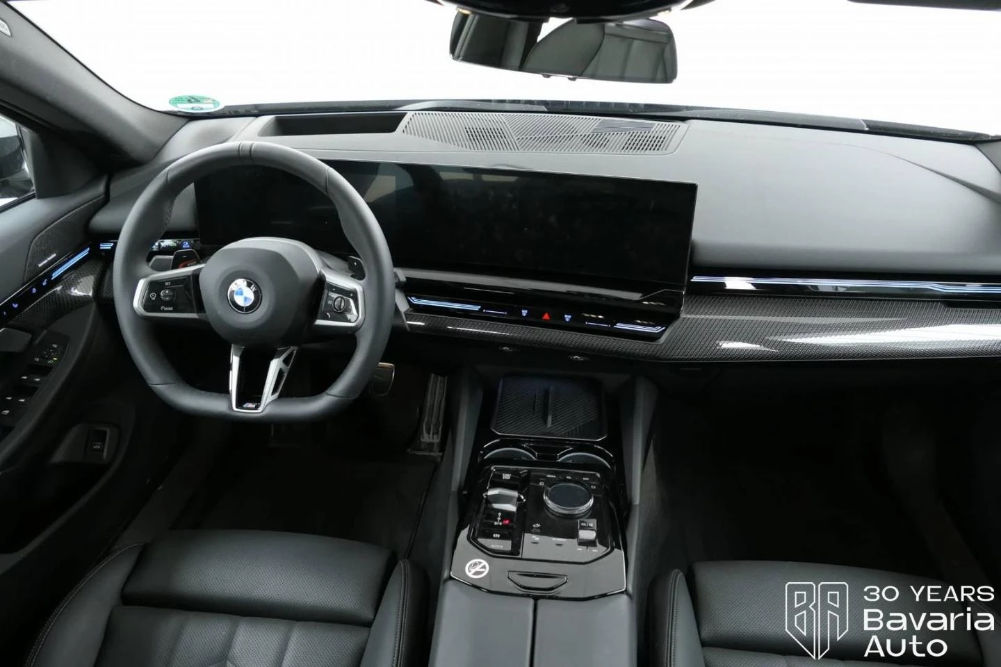 BMW 520 d Touring  M Sport Paket Steptronic - изображение 6