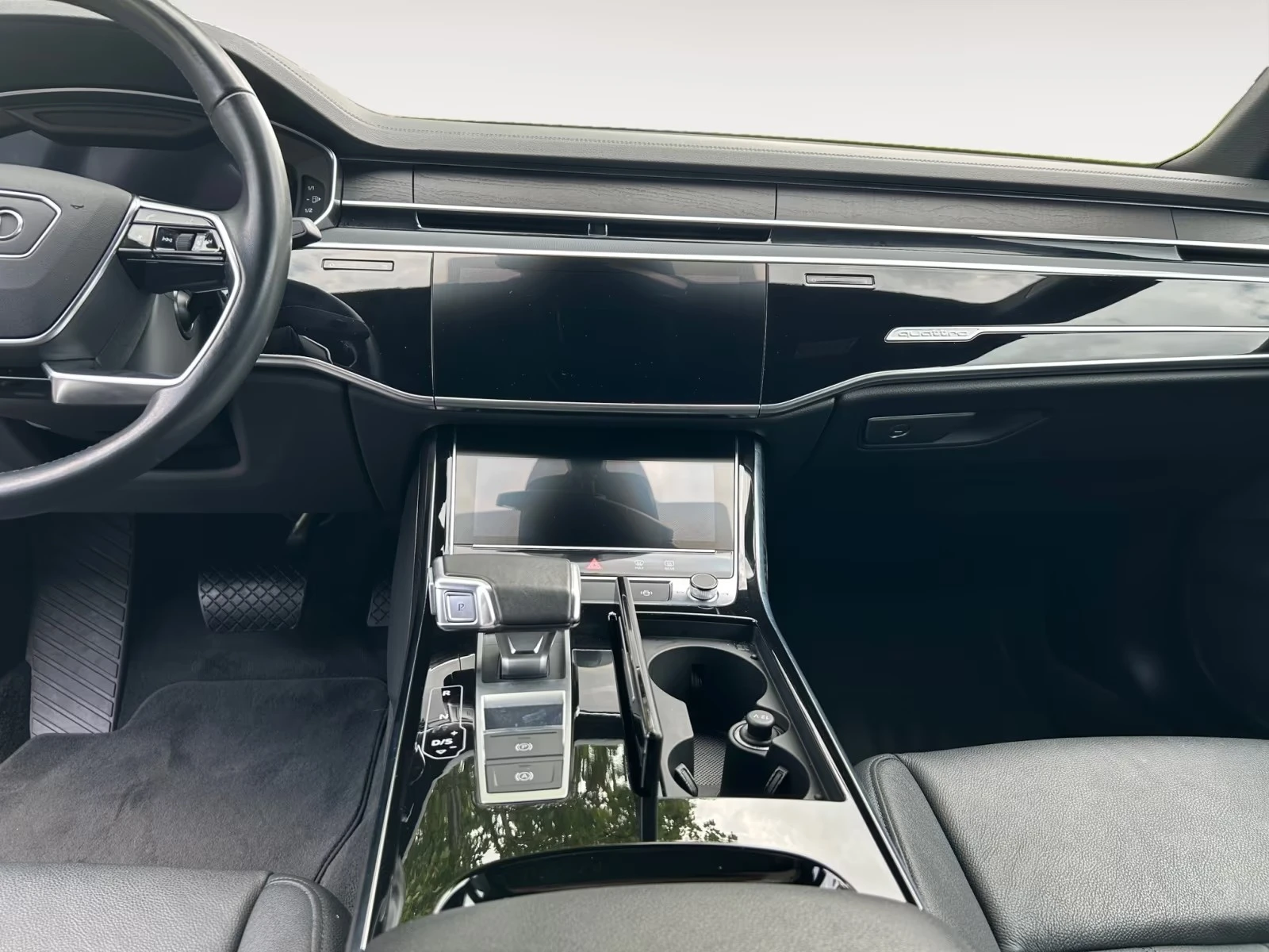 Audi A8 50 TDI quattro S-Line Pano - изображение 4