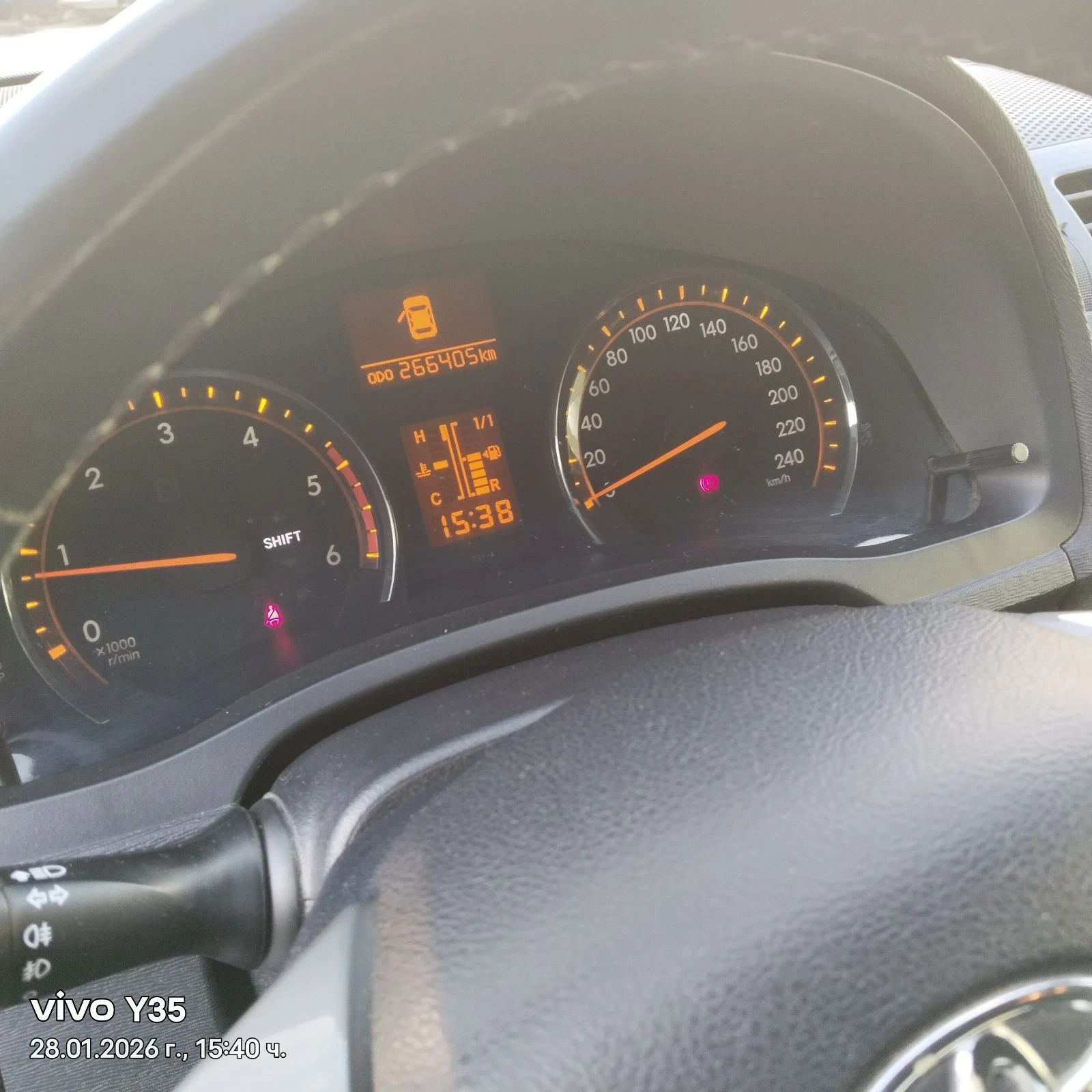 Toyota Avensis  - изображение 8