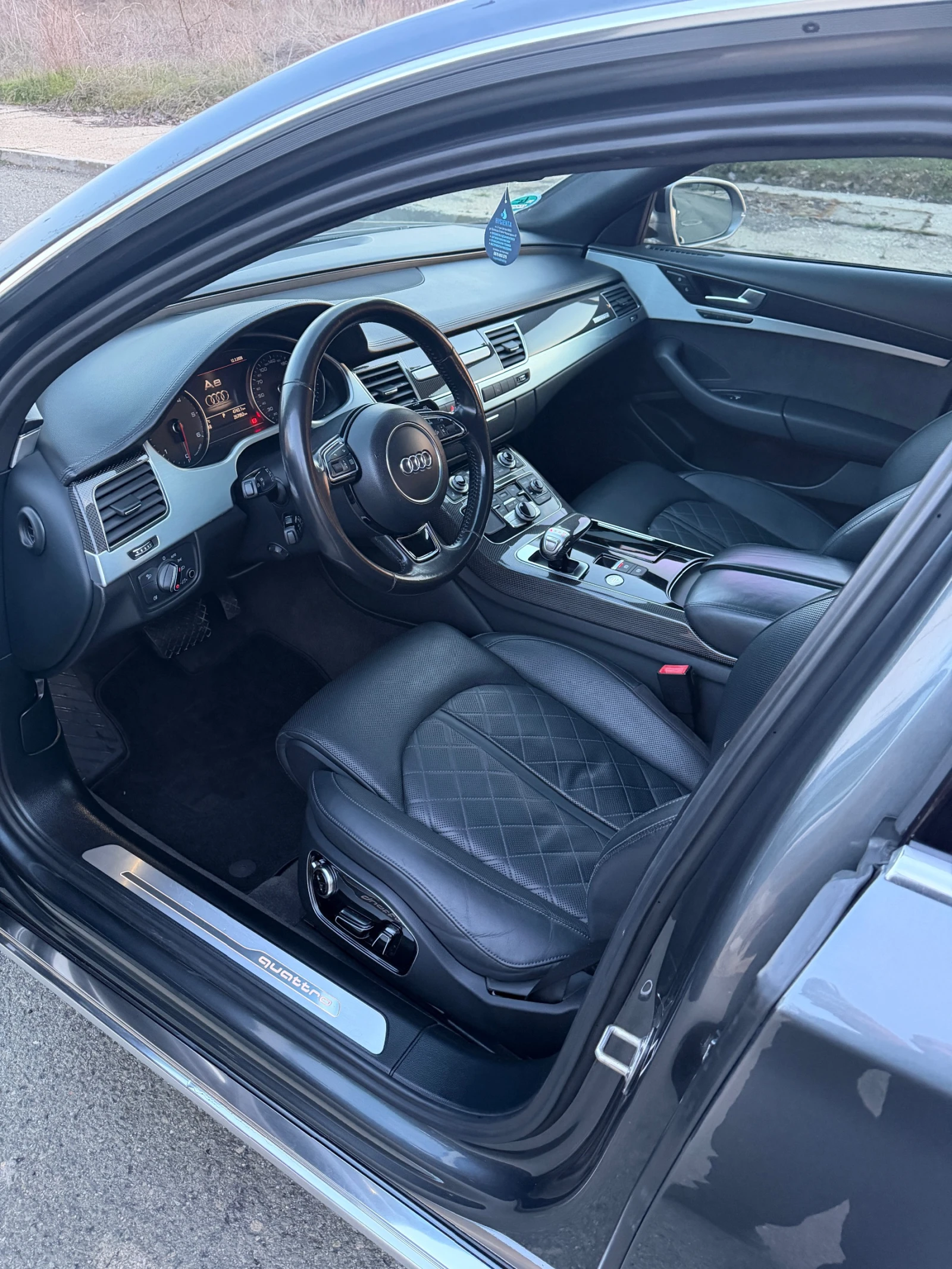 Audi A8 S-8 OPTIKA MATRIX, снимка 9 - Автомобили и джипове - 53838669