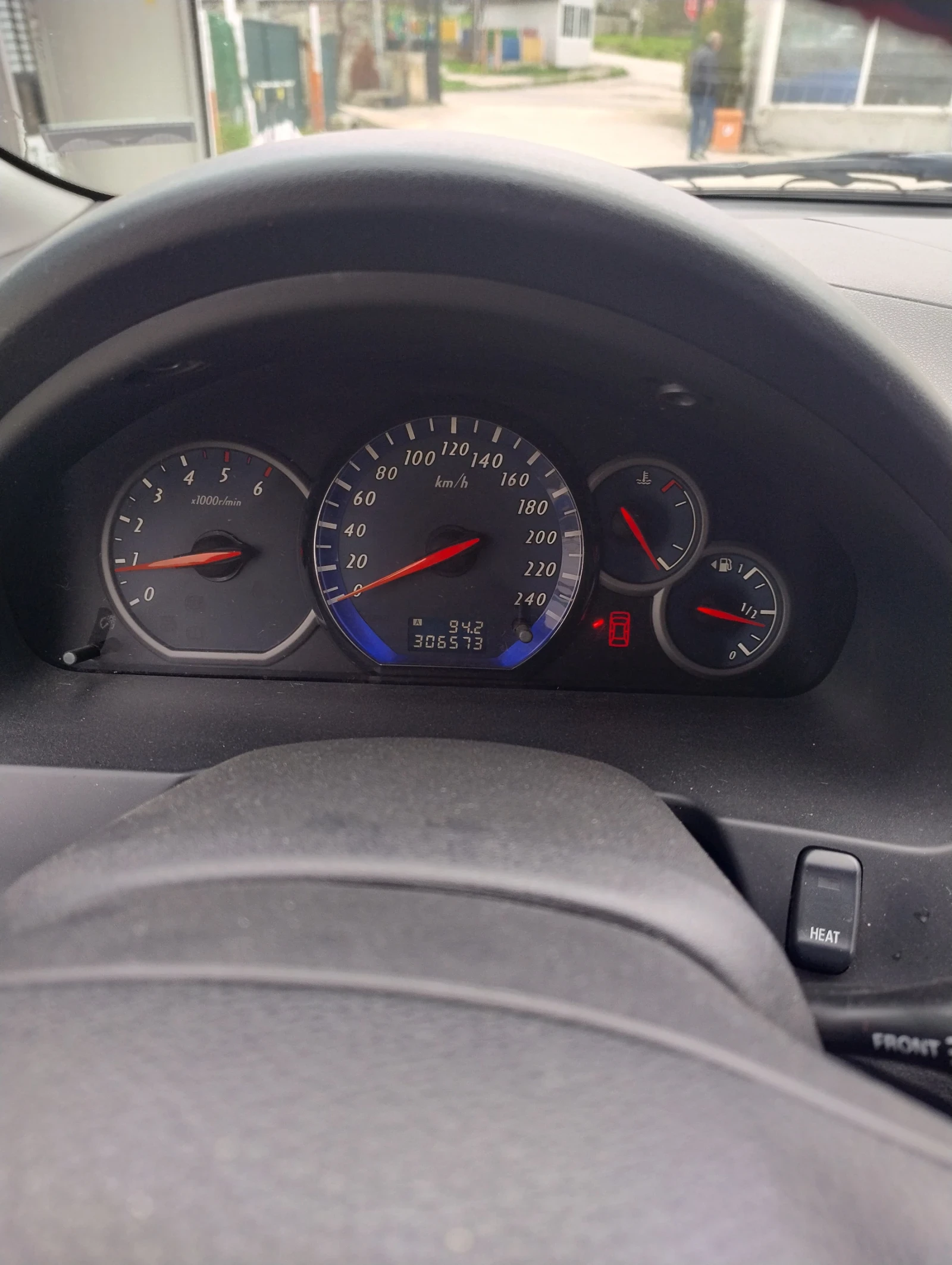 Mitsubishi Grandis, снимка 6 - Автомобили и джипове - 54072012