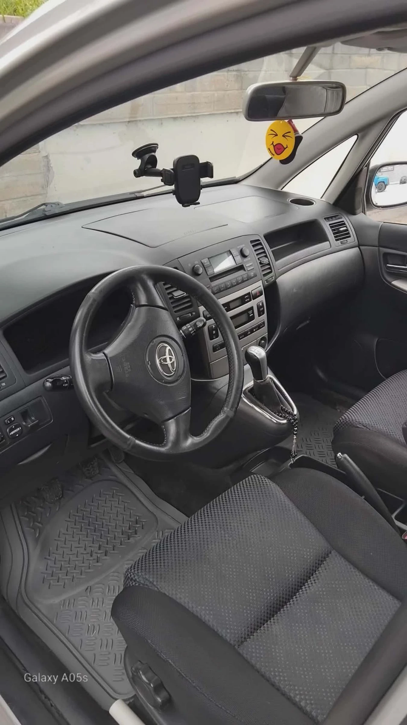 Toyota Corolla verso, снимка 11 - Автомобили и джипове - 54090030