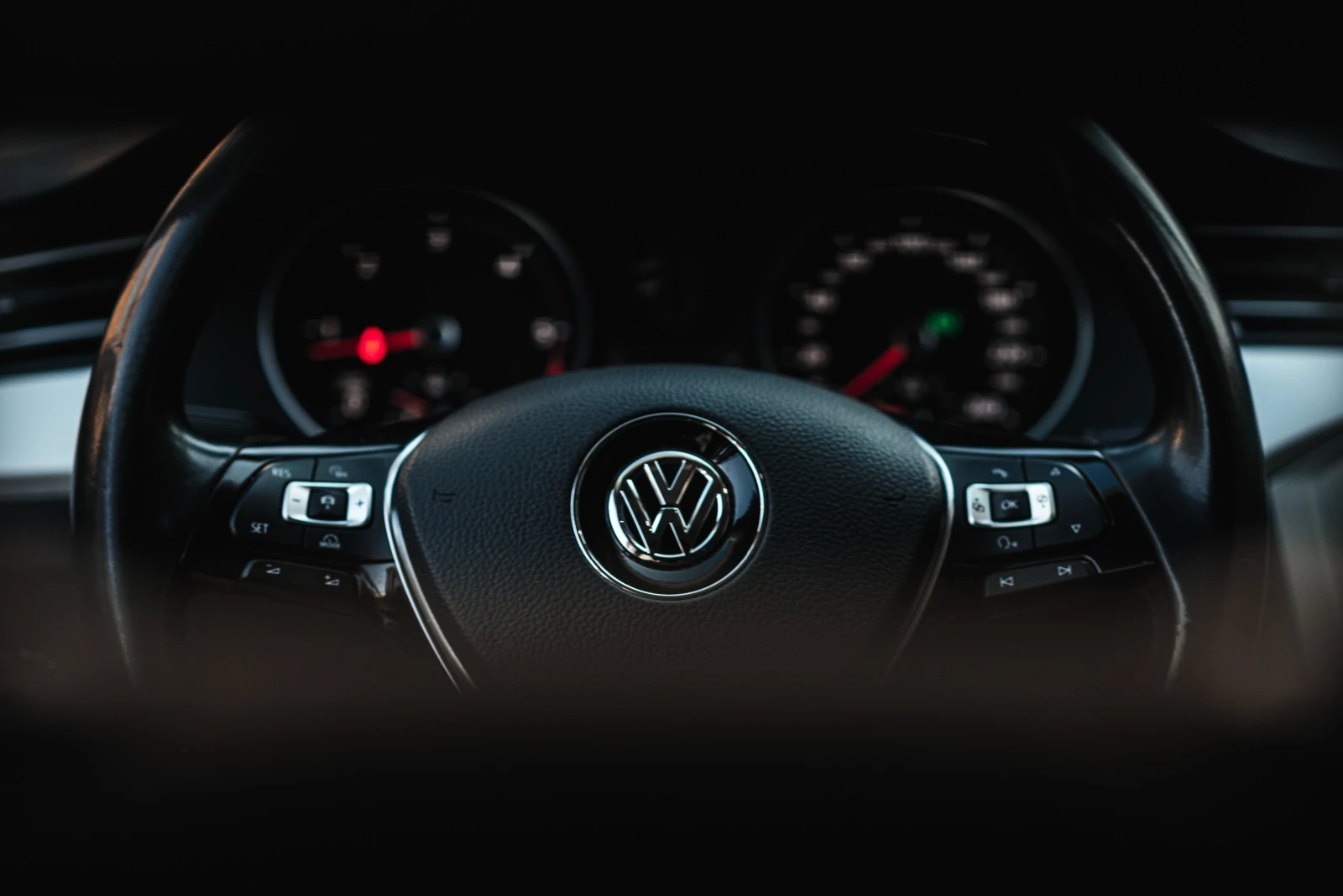 VW Passat 2.0 TDI BLUEMOTION 150к.с. B8, снимка 11 - Автомобили и джипове - 54255985