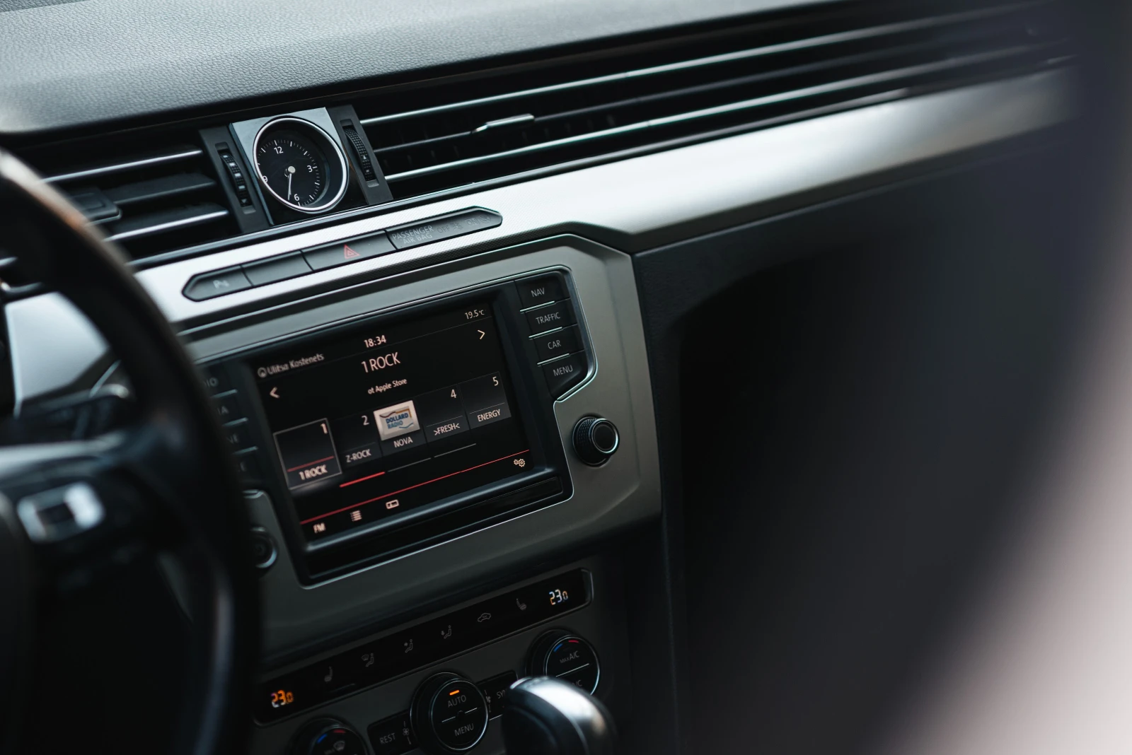 VW Passat 2.0 TDI BLUEMOTION 150к.с. B8, снимка 9 - Автомобили и джипове - 54255985