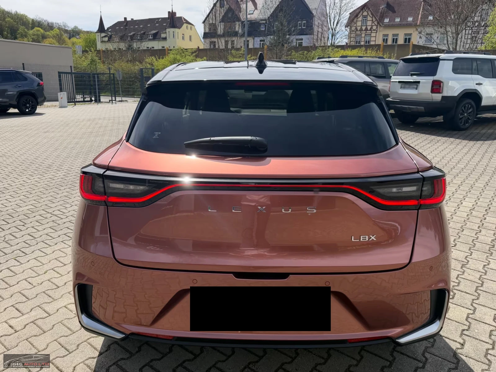 Lexus LBX НОВ!/HEV/136HP/COOL/HUD/NAVI/360/LED/KLESS/406z, снимка 7 - Автомобили и джипове - 54511213