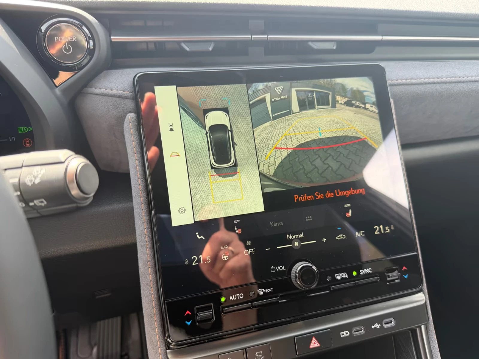Lexus LBX НОВ!/HEV/136HP/COOL/HUD/NAVI/360/LED/KLESS/406z, снимка 15 - Автомобили и джипове - 54511213