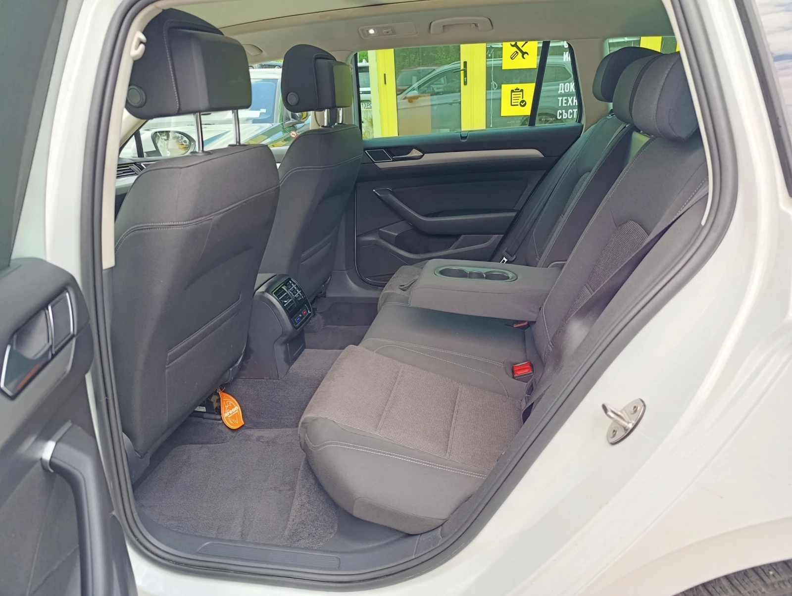 VW Passat 2.0TDI 150kc. Comfortline, снимка 7 - Автомобили и джипове - 54762573