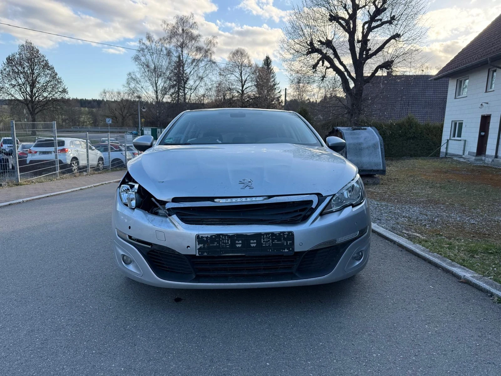 Peugeot 308 1.6 HDI 120к.с ЕВРО 6 ПАНОРАМА, снимка 3 - Автомобили и джипове - 54839090